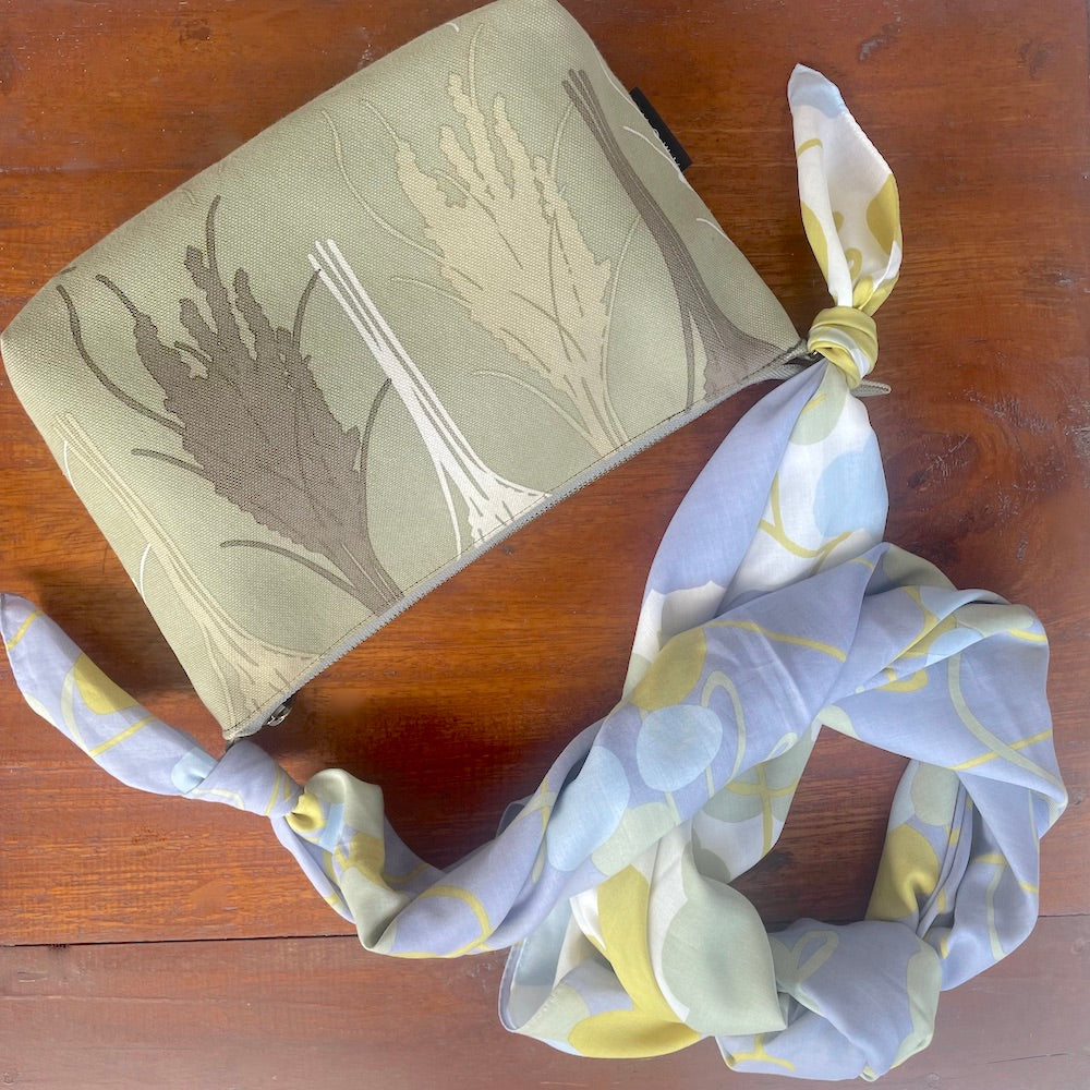 Scarf “Hitotsubudo?” Nagomi (75% cotton, 25% rayon)