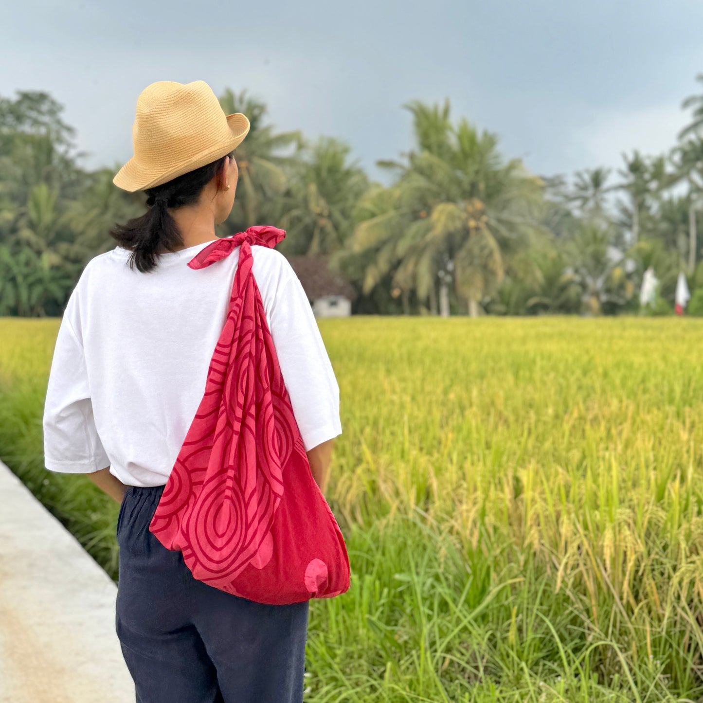 スカーフ「太陽と月」日光浴(コットン100%)