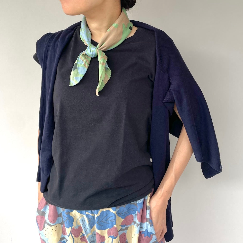 Petit scarf "Spice" arrangement_Green base (75% cotton 25% rayon)