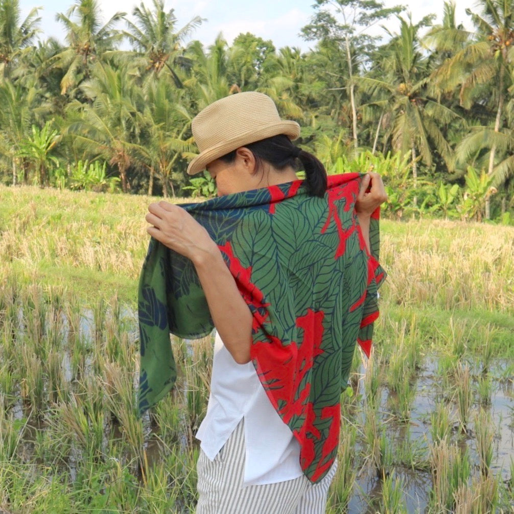 LAST1 ・Scarf “Kanna” desired (100% cotton)