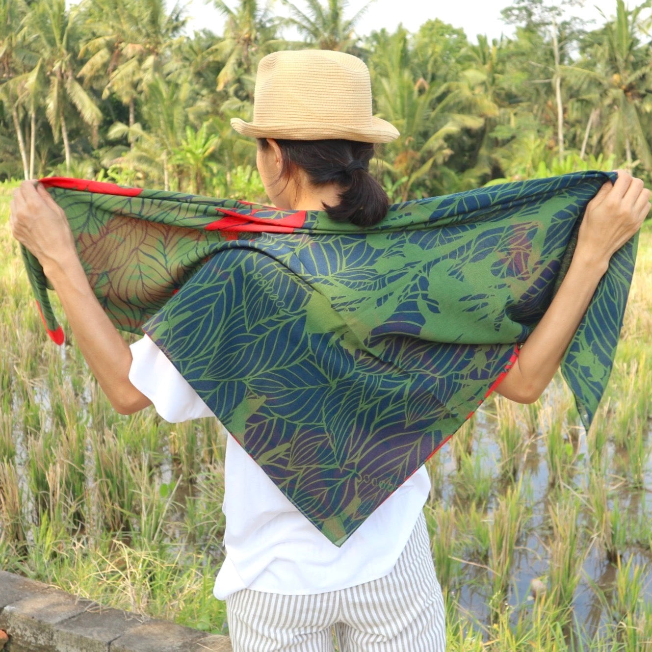 LAST1 ・Scarf “Kanna” desired (100% cotton)