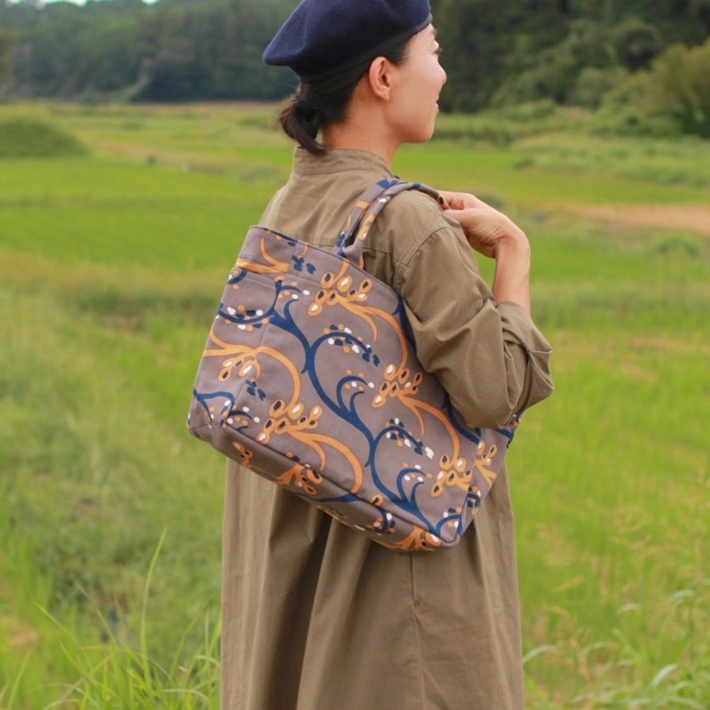 トート(M・サイドポケット付)「イネ」 オイシイネ!_田んぼ(ブラウン)