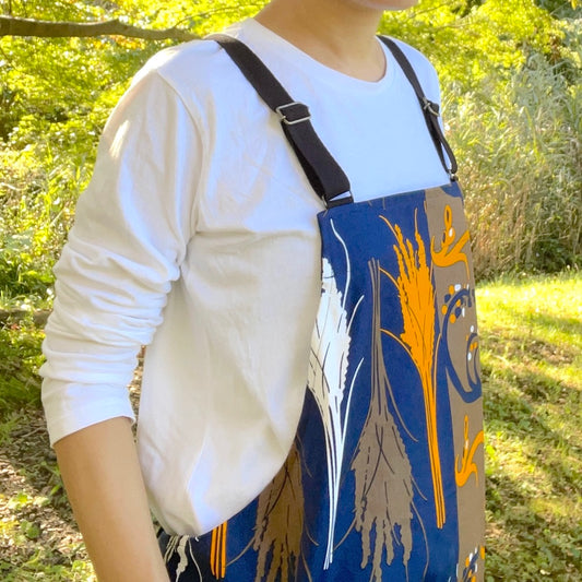 エプロン「イネ」オイシイネ!