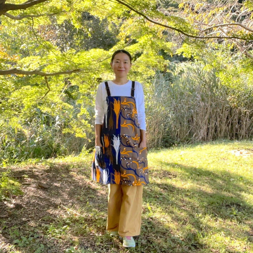 エプロン「イネ」オイシイネ!