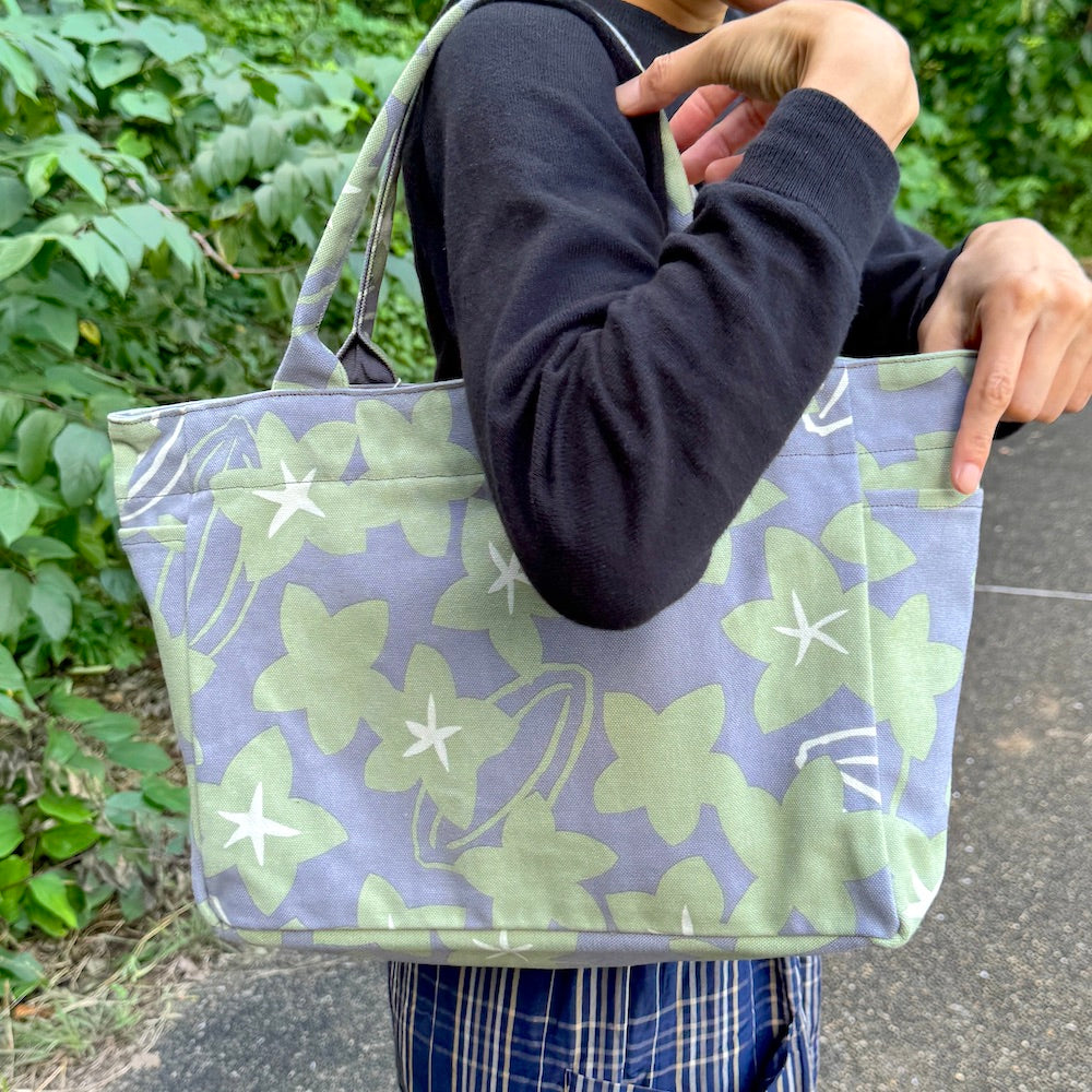 トート (M・サイドポケット付)「スターフルーツ」ギフト_星柄