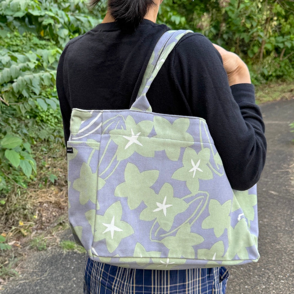 トート (M・サイドポケット付)「スターフルーツ」ギフト_星柄