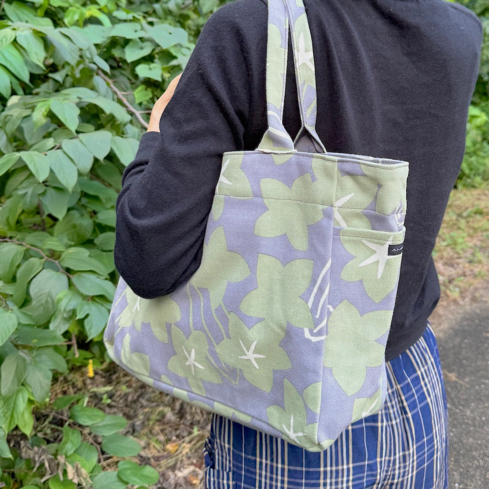 トート (M・サイドポケット付)「スターフルーツ」ギフト_星柄