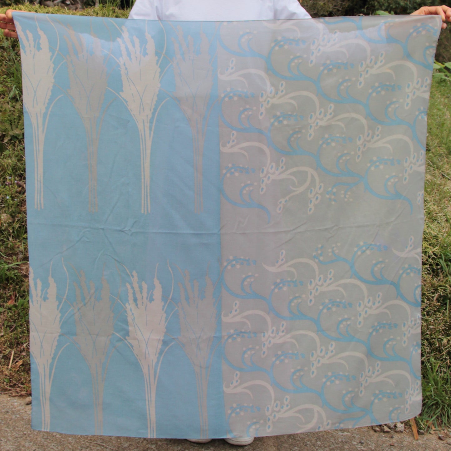 AMONG スカーフ イネ ヤサシイネ! 日本製 コットンシフォン 綿 シボ加工 正方形 四角形 稲柄 田んぼ柄 ナチュラル ボタニカル 米柄