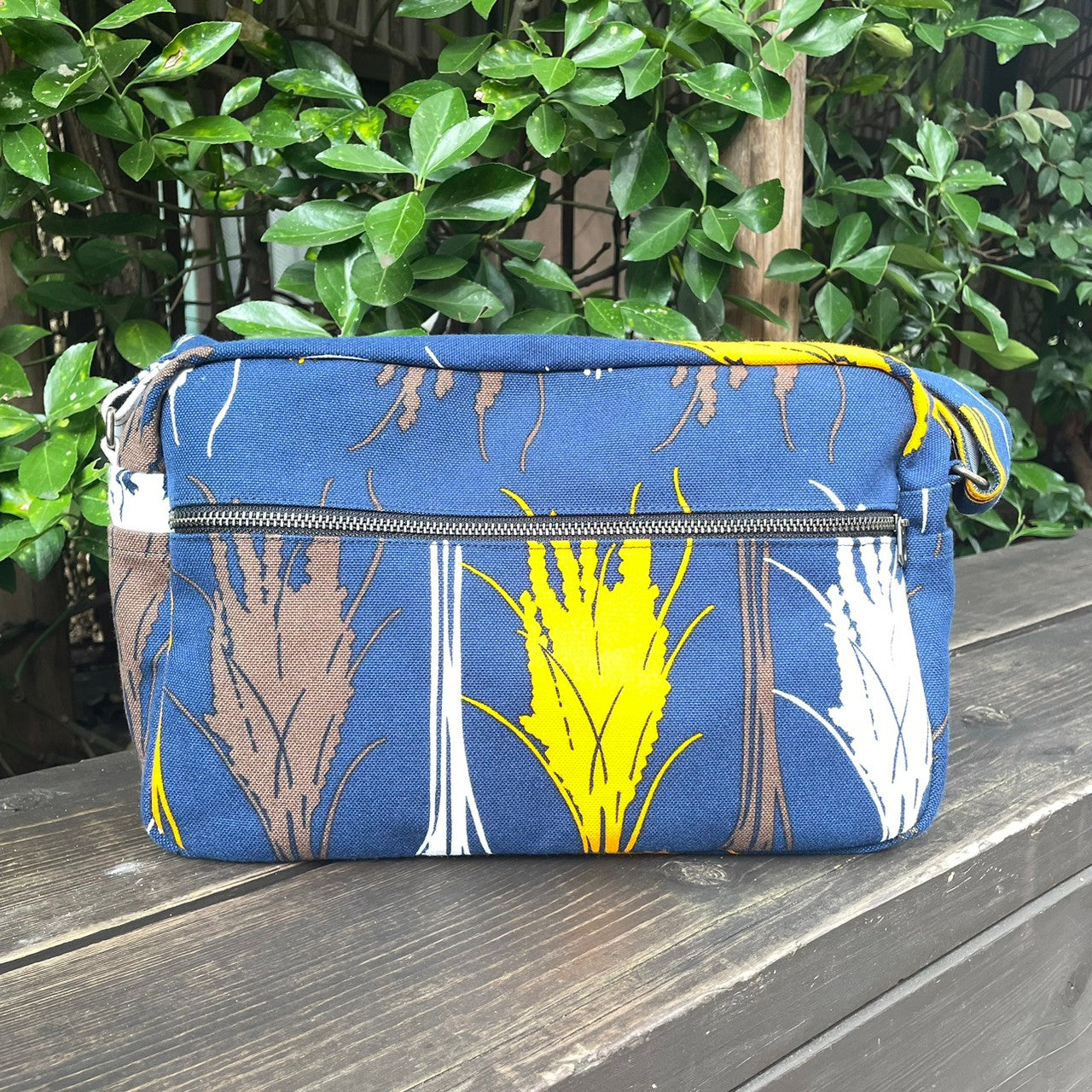 ショルダーバッグ 「イネ」オイシイネ!_稲穂(ネイビー)