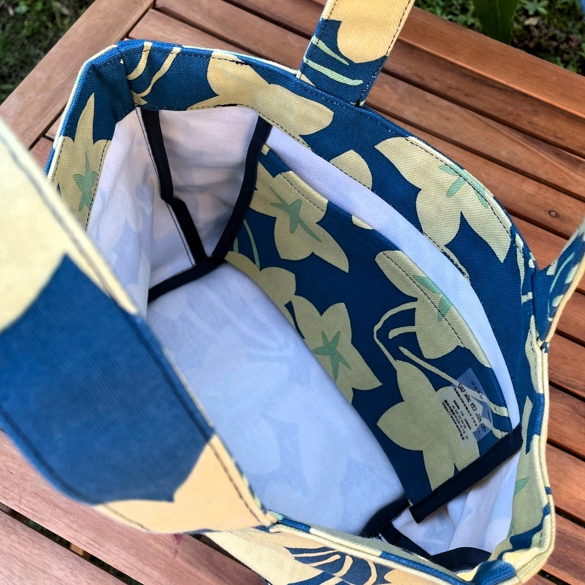 トート (S)「スターフルーツ」スター_星柄