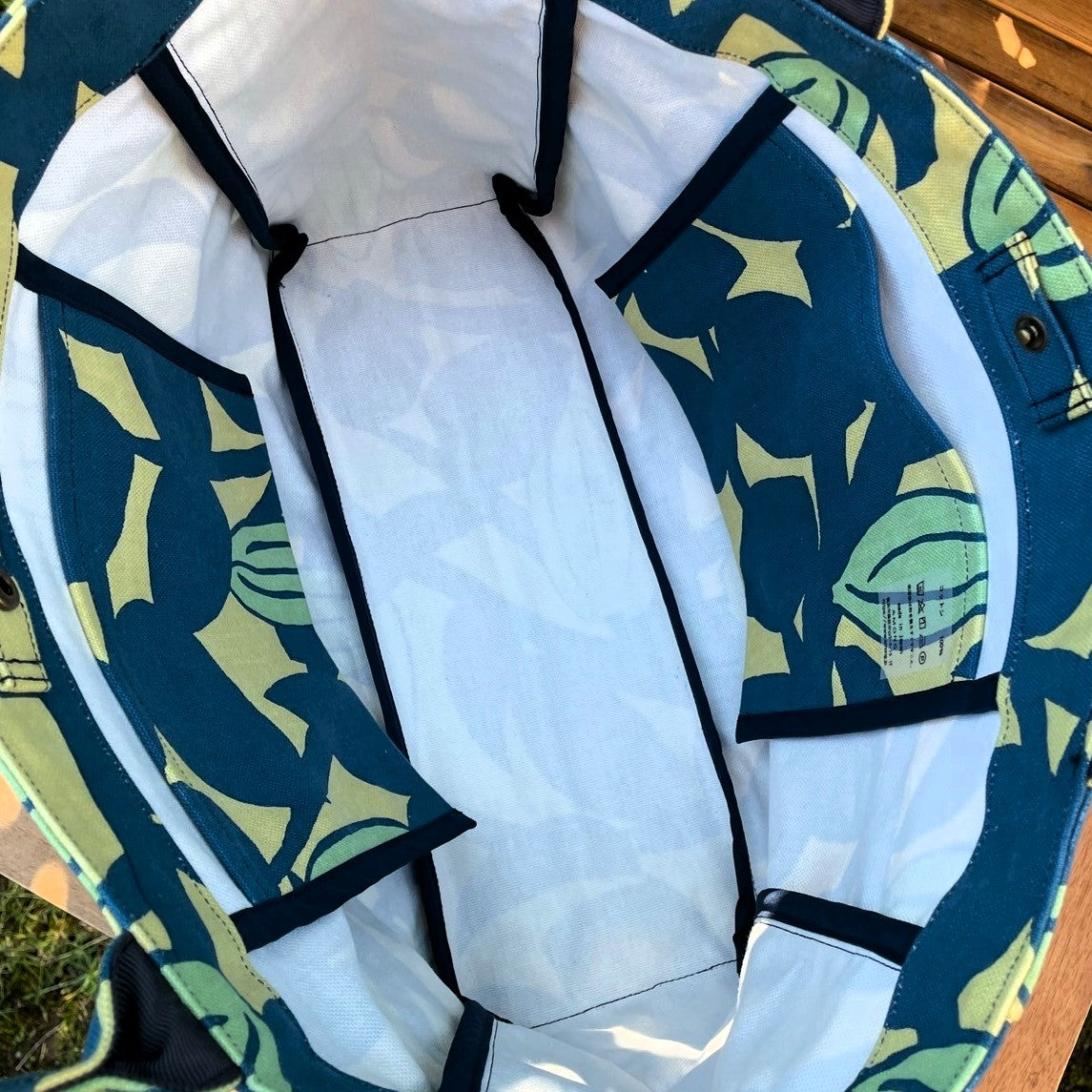 トート (M・サイドポケット付)「スターフルーツ」スター_木柄