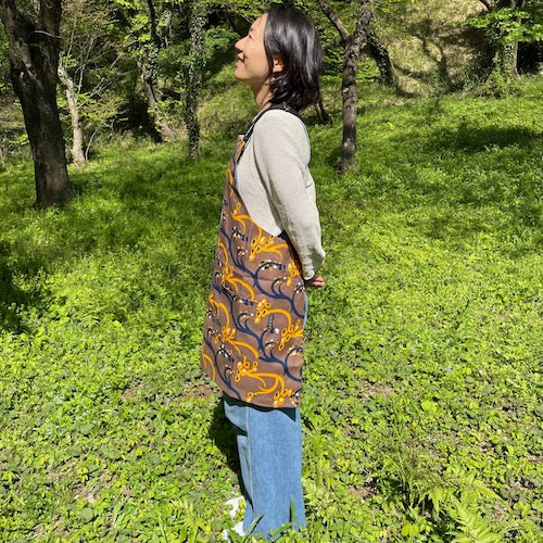 エプロン「イネ」オイシイネ!