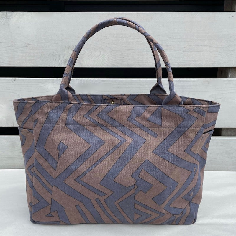 Tote (M, with side pockets) ``Michi'' Let's be true Geometric pattern
