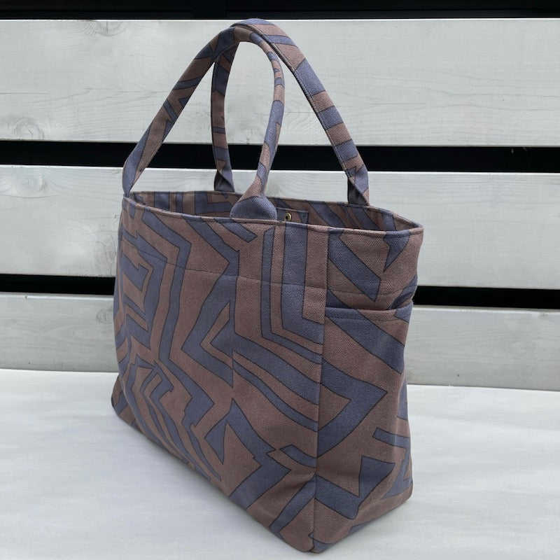 Tote (M, with side pockets) ``Michi'' Let's be true Geometric pattern