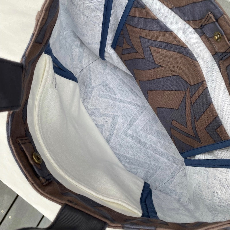 Shoulder tote “Michi” Let’s be honest Geometric pattern