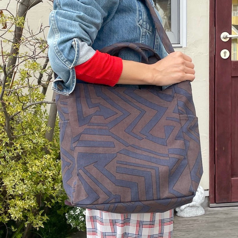 Shoulder tote “Michi” Let’s be honest Geometric pattern