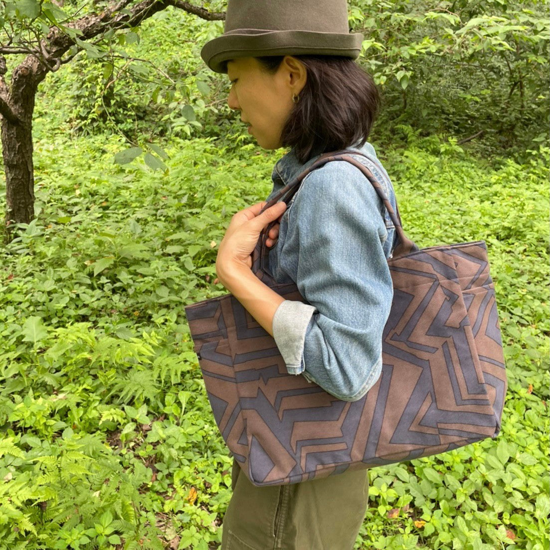 Tote (M, with side pockets) ``Michi'' Let's be true Geometric pattern