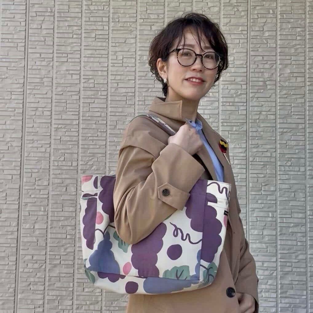 りかさん。ひとつぶどう？のMトート。とってもお似合いです！