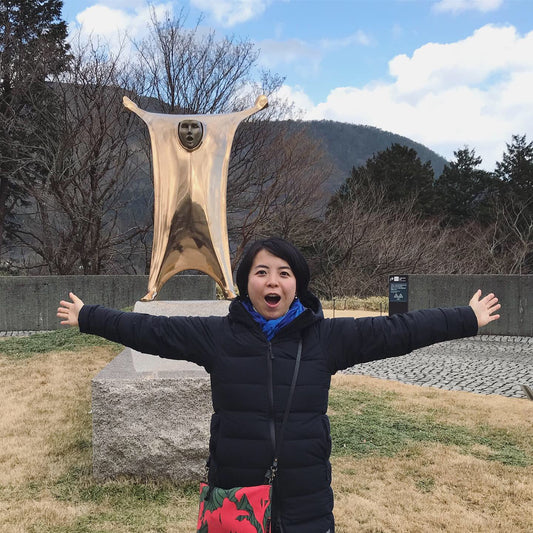 AMONGのショルダー