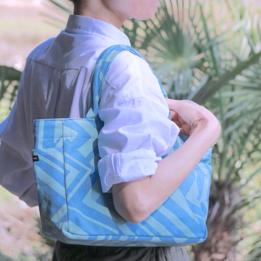 AMONG トートバッグ サイドポケット付き Sサイズ ミチ 育てよう 幾何学柄 日本製 コットン100%　日本の言葉遊び 道 未知