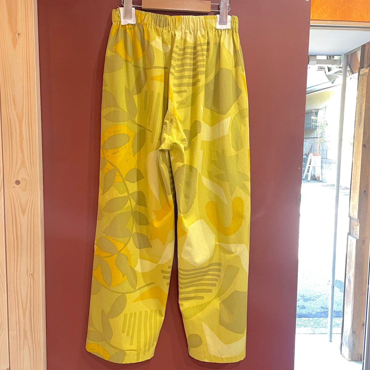 Pants "Banana" Shade_Leaves
