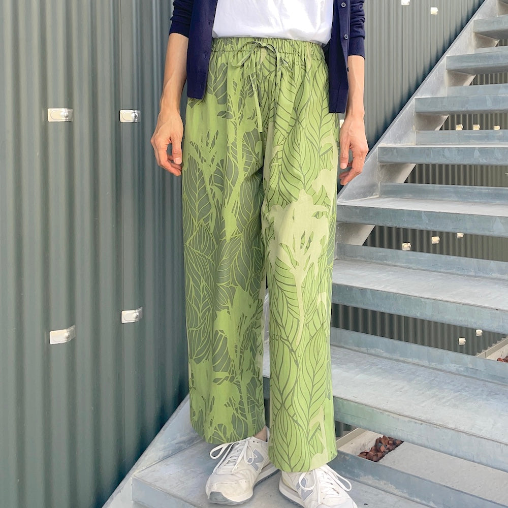 AMONG パンツ カンナ 探検 コットン100%で履き心地が良い 手捺染 手染め テキスタイル綿  オリジナル ズボン