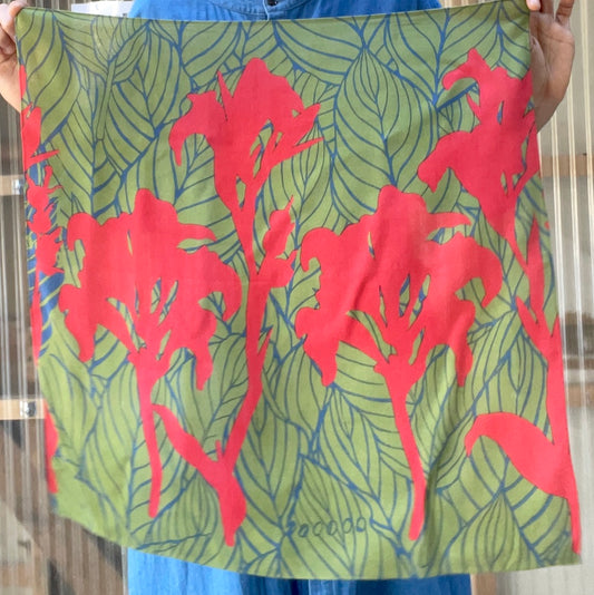 AMONG プチスカーフ カンナ 希望 red 赤 モダール90％ ウール10％ モダールウール 小さなスカーフ ミニスカーフ 花柄 ボタニカル 手染め 手捺染 