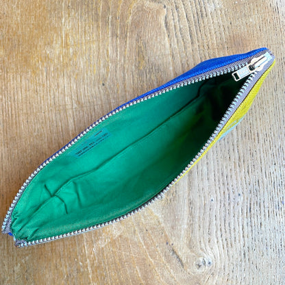 ペンケース「バナナ」木陰_2