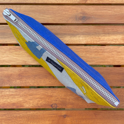 ペンケース「バナナ」木陰_2