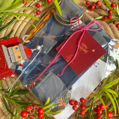 AMONGの8800円のクリスマスギフトセット。通常のプレゼントにも最適。