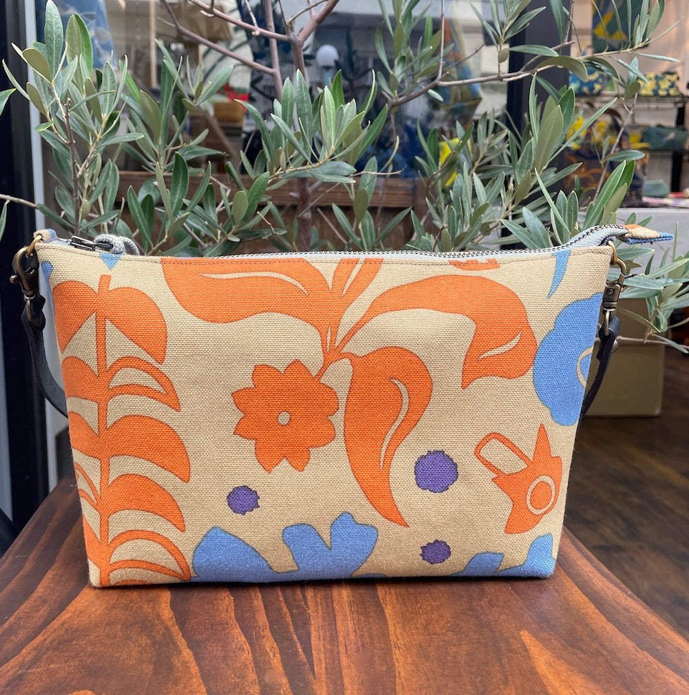 AMONGミニショルダー「スパイス柄」