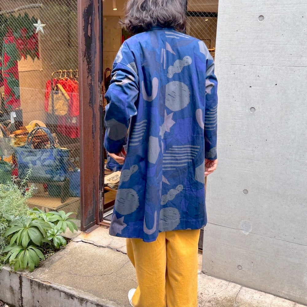 AMONGアトリエコート天気柄