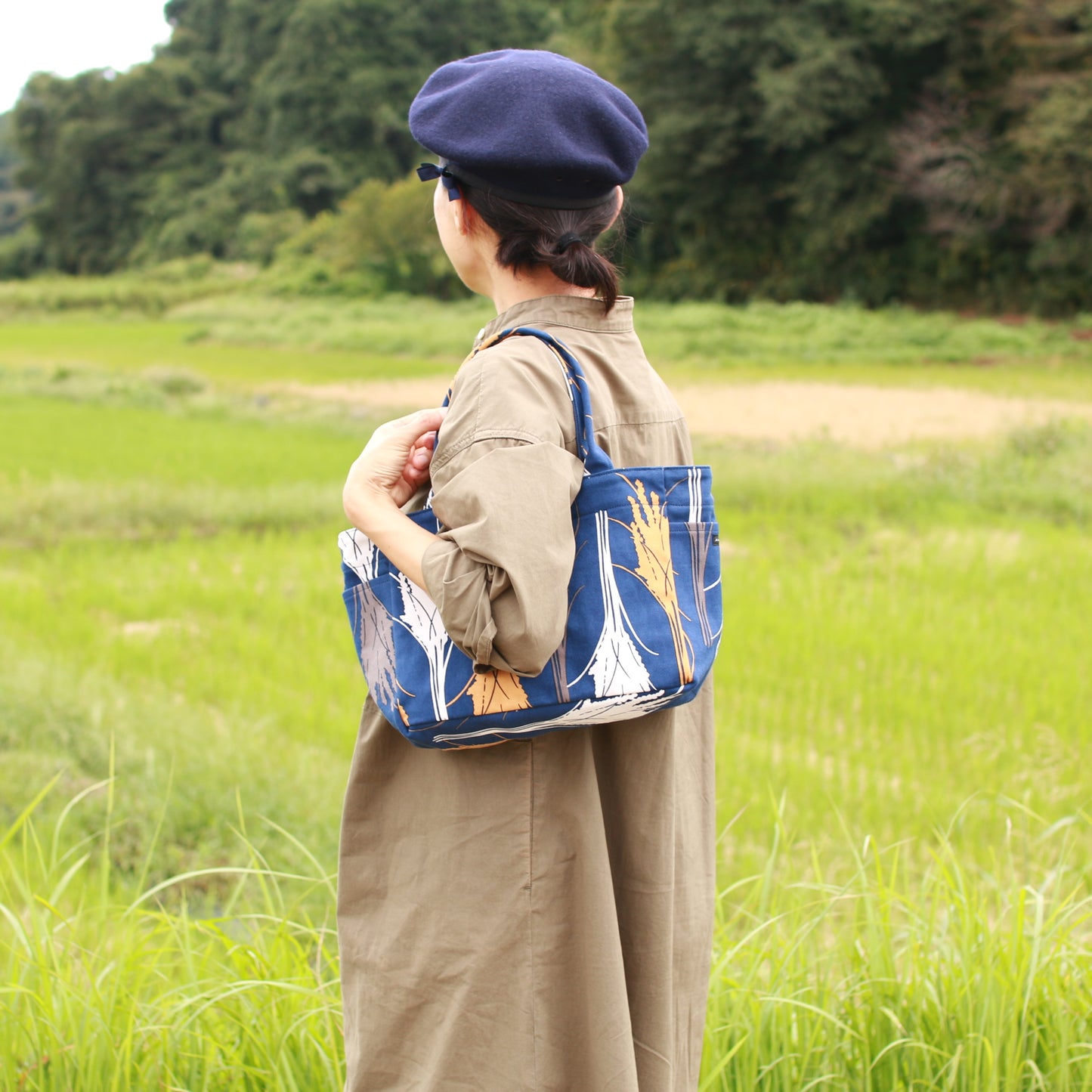 トート（サイドポケットＳ） 「イネ」_オイシイネ！_稲穂(ネイビー)