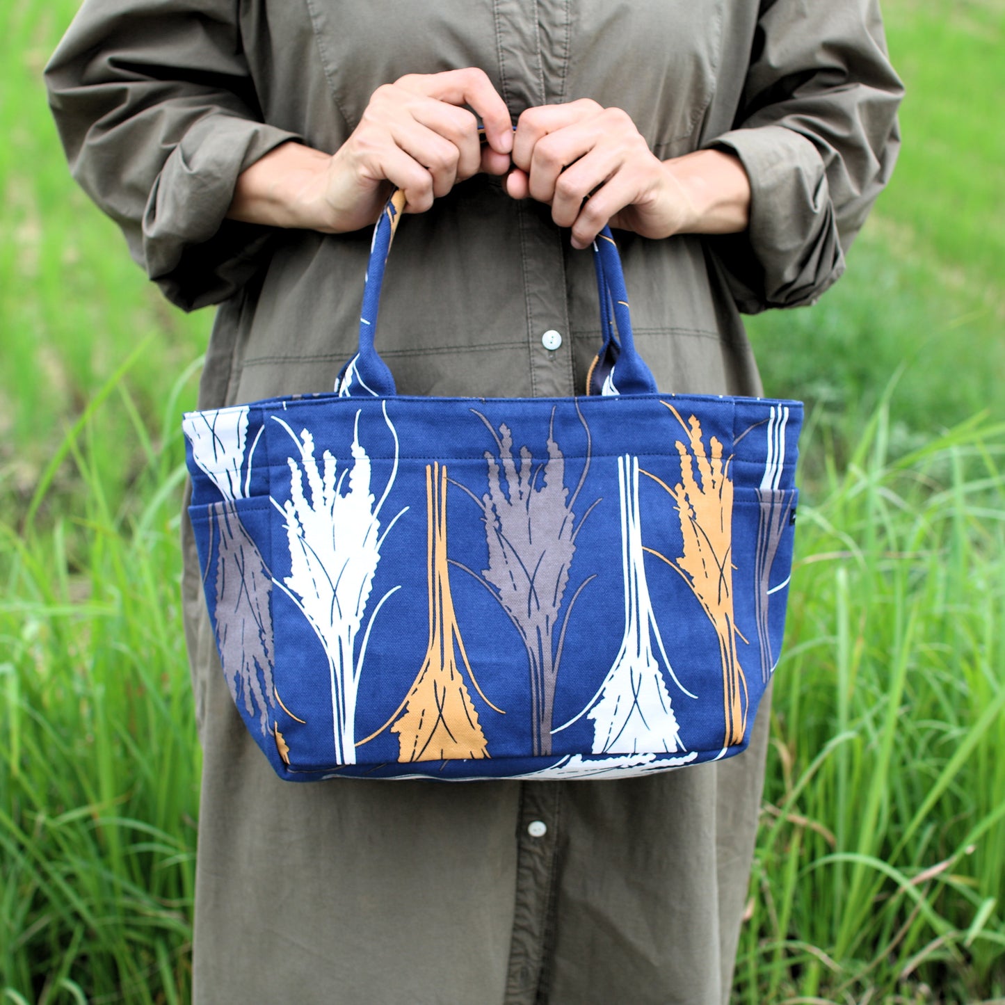 トート（サイドポケットＳ） 「イネ」_オイシイネ！_稲穂(ネイビー)