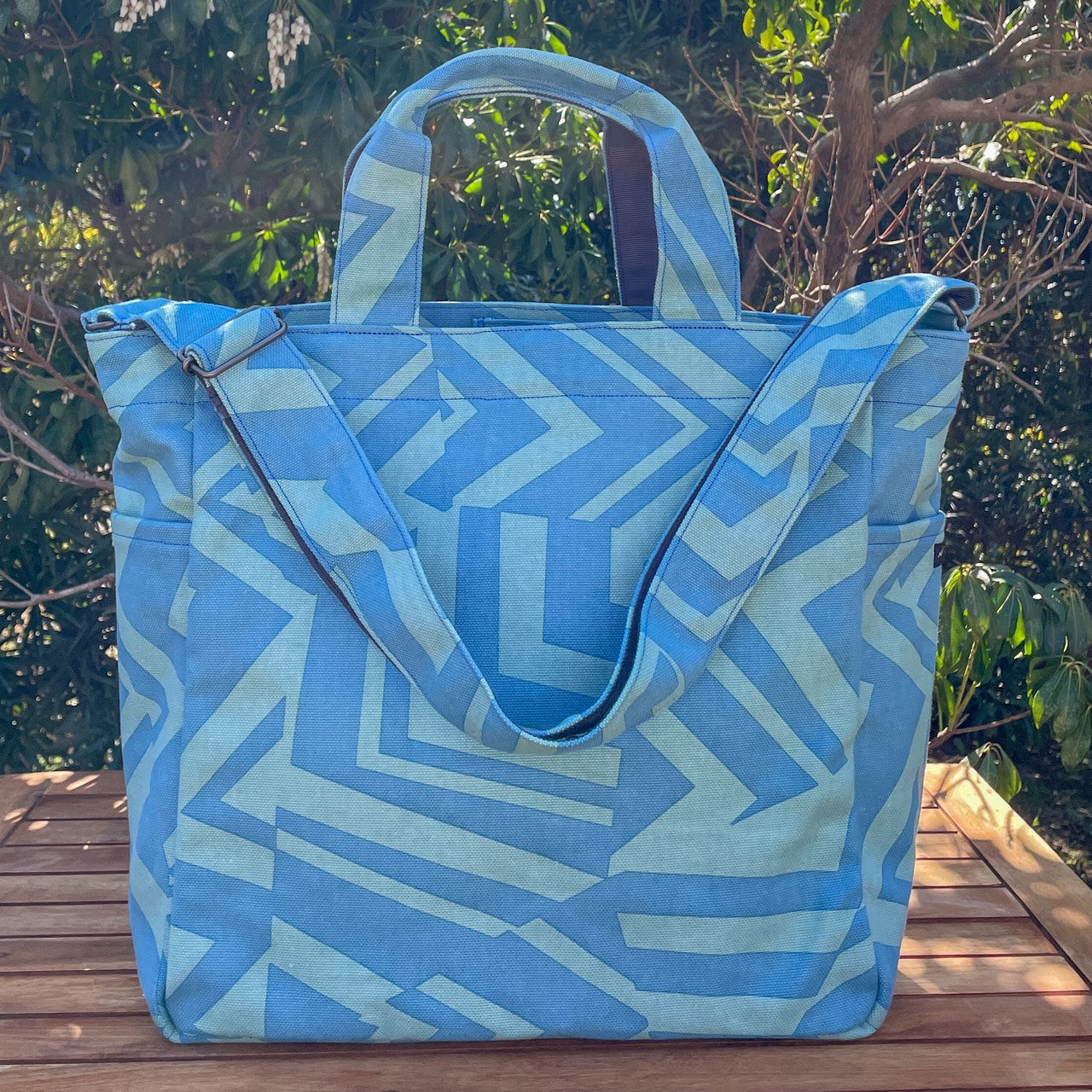 Shoulder tote “Ina” Oishiine! _Navy