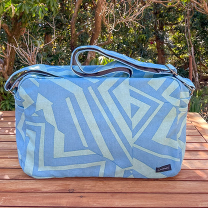 AMONG おでかけショルダーバッグ ミチ 育てよう 幾何学柄 日本製 綿コットン100% ショルダーバッグ  旅行用バッグ 道 未知 日本の言葉遊び