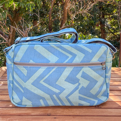 AMONG おでかけショルダーバッグ ミチ 育てよう 幾何学柄 日本製 綿コットン100% ショルダーバッグ  旅行用バッグ 道 未知 日本の言葉遊び