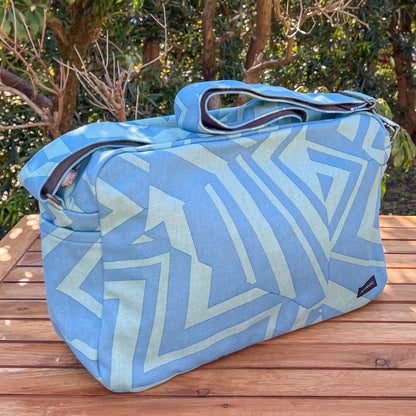 AMONG おでかけショルダーバッグ ミチ 育てよう 幾何学柄 日本製 綿コットン100% ショルダーバッグ  旅行用バッグ 道 未知 日本の言葉遊び