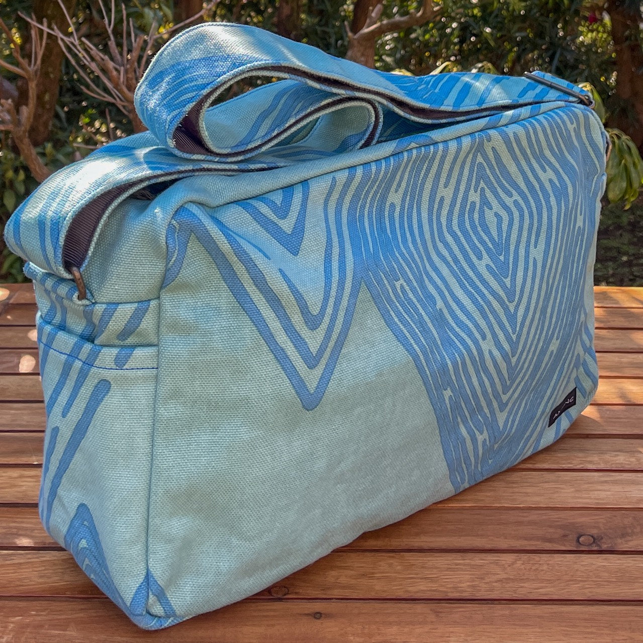 AMONG おでかけショルダーバッグ ミチ 育てよう ひし柄 日本製 綿コットン100% ショルダーバッグ 菱柄 菱形 旅行用バッグ 道 未知 日本の言葉遊び　旅行バッグ