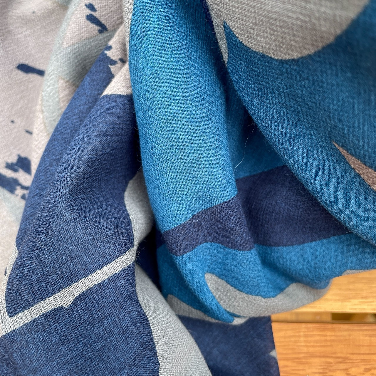 Scarf "Tenki" Bright (100% cotton chiffon)