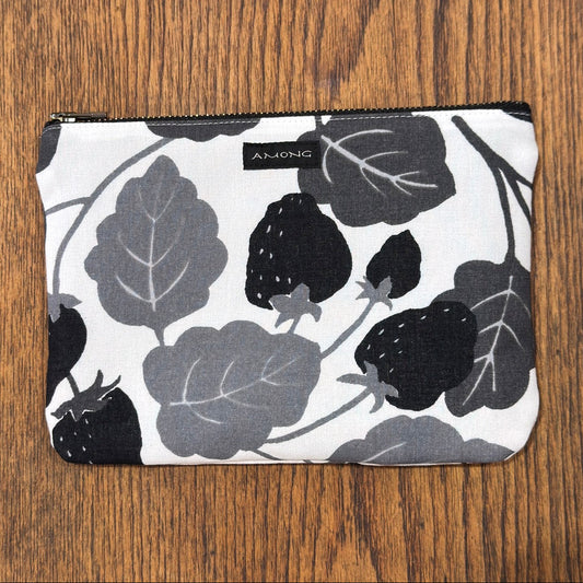 Pouch “Michi” Let’s say what we really think Geometric pattern_3