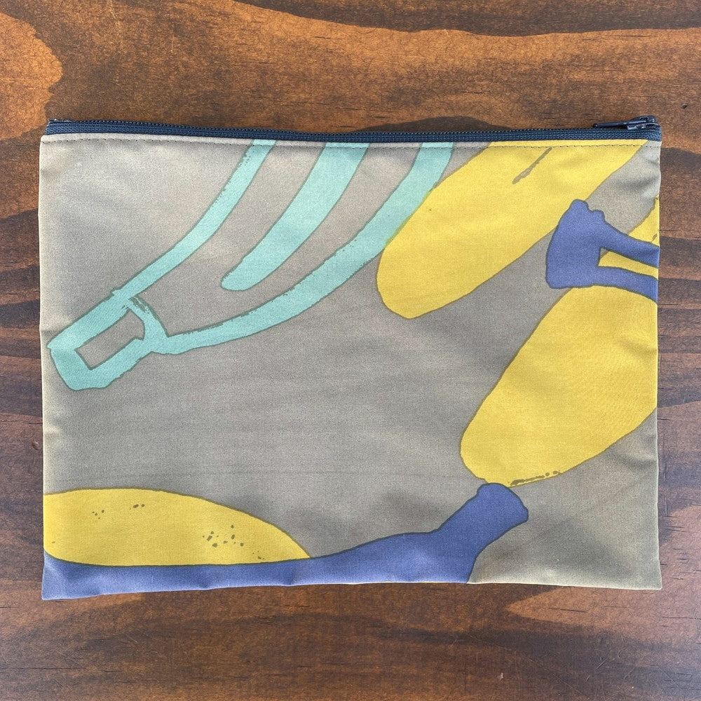 AMONG 撥水ポーチ バナナ 木陰 イエロー&グリーン ポリエステル ポーチ 捺染染め  日本製 