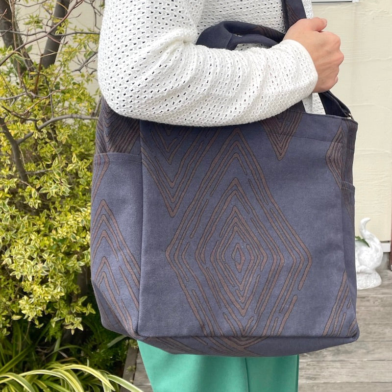 Shoulder tote “Michi” Let’s say what we really think Diamond pattern